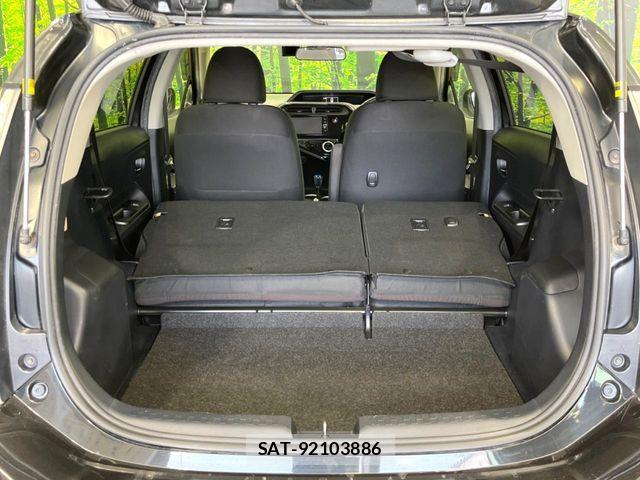 Toyota AQUA 2017-10 6750835-9