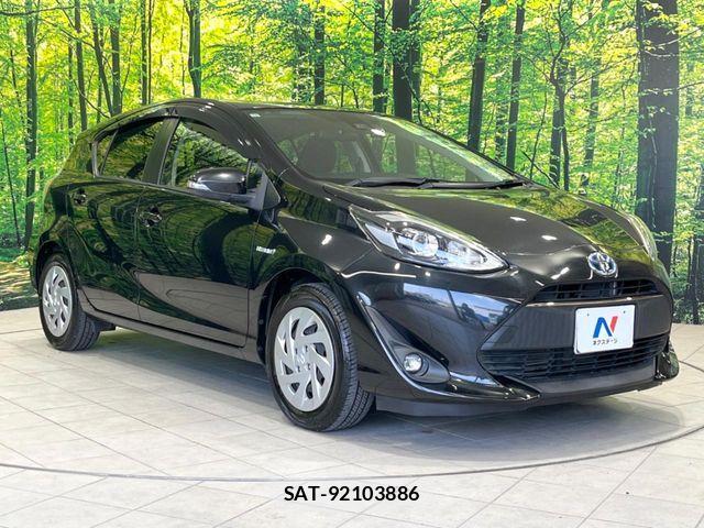 Toyota AQUA 2017-10 6750835-15