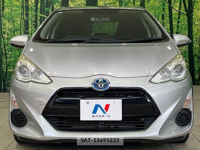 Toyota AQUA 2015-05 6750848-13