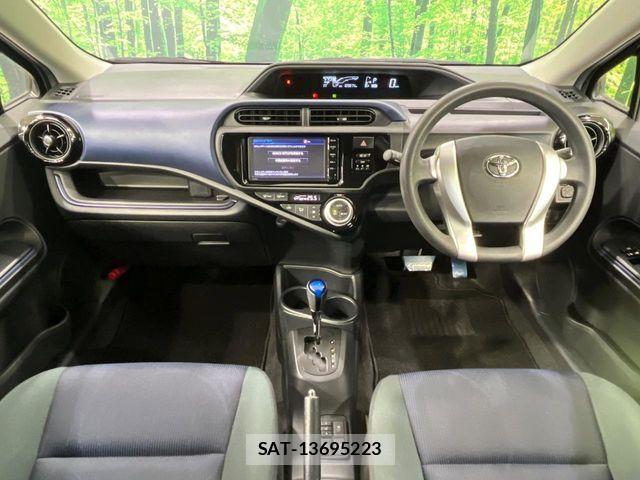 Toyota AQUA 2015-05 6750848-1