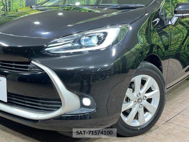 Toyota AQUA 2023-05 6750825-11