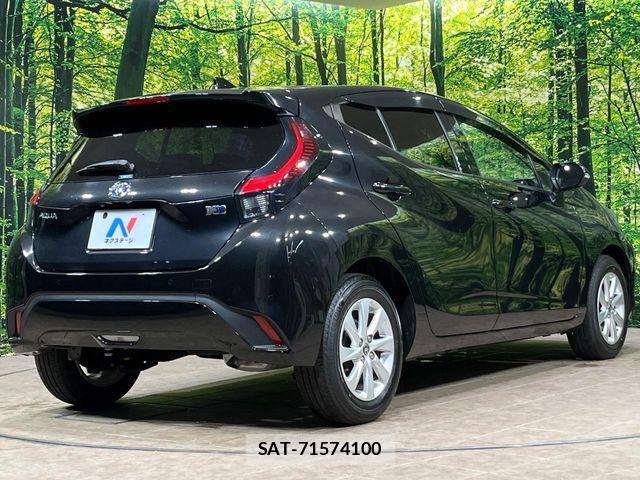 Toyota AQUA 2023-05 6750825-16