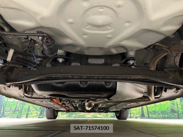 Toyota AQUA 2023-05 6750825-18