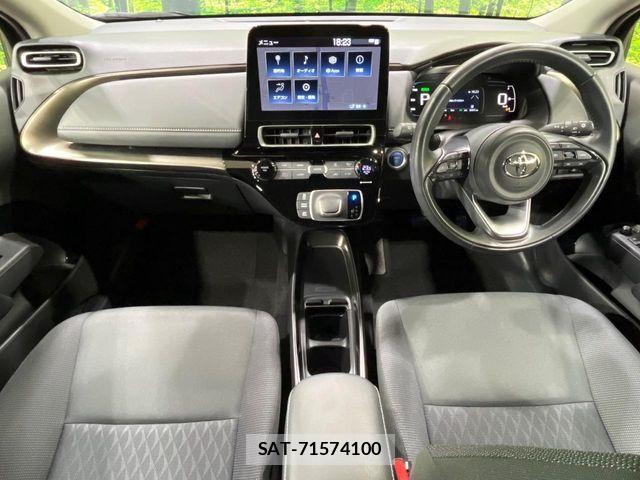 Toyota AQUA 2023-05 6750825-1