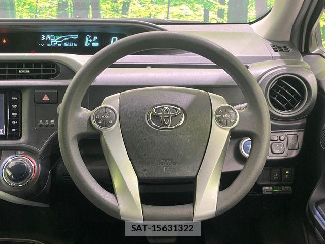 Toyota AQUA 2014-11 6750849-10