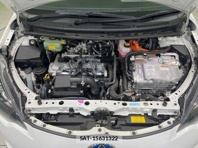 Toyota AQUA 2014-11 6750849-17