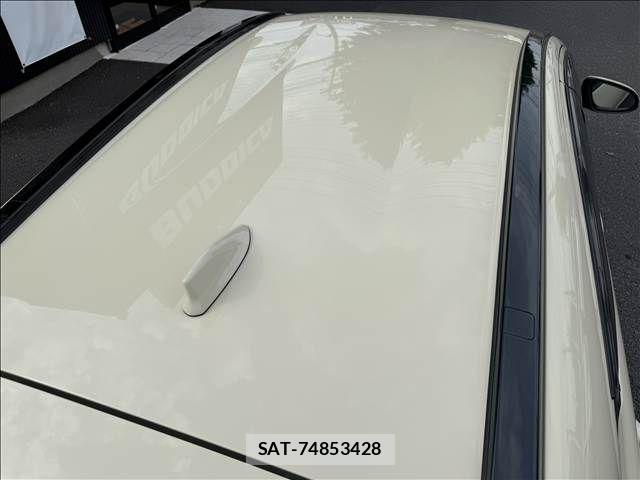 Toyota AQUA 2018-10 6750830-18
