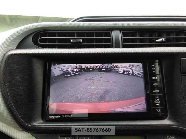 Toyota AQUA 2014-05 6750853-16