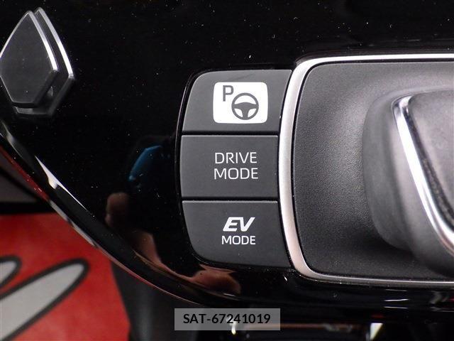 Toyota AQUA 2023-03 6750828-10