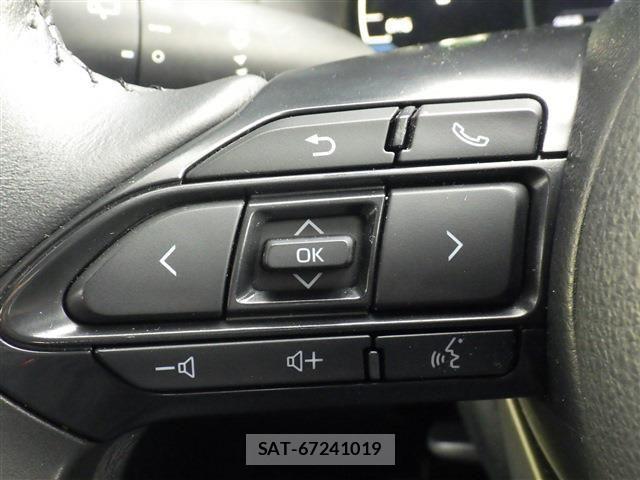 Toyota AQUA 2023-03 6750828-8