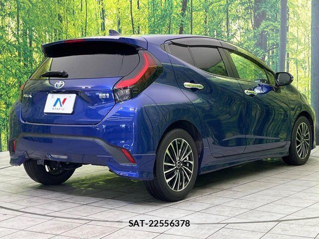 Toyota AQUA 2021-10 6750829-16
