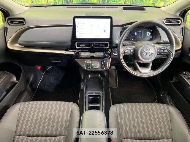 Toyota AQUA 2021-10 6750829-1