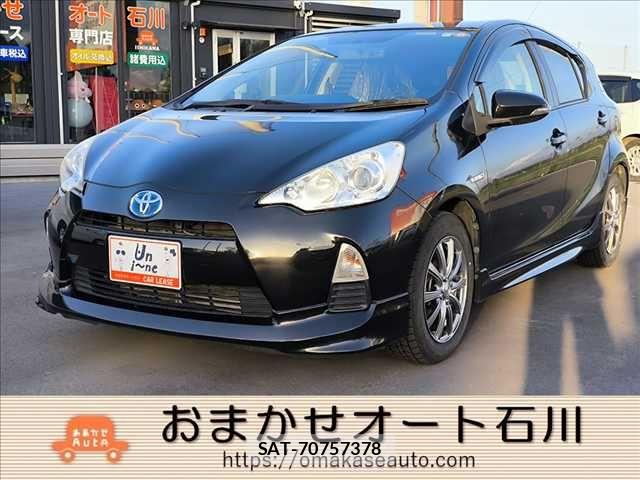Toyota AQUA 2014-10 6750857-0