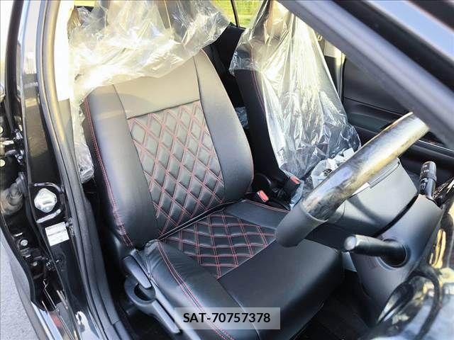 Toyota AQUA 2014-10 6750857-10