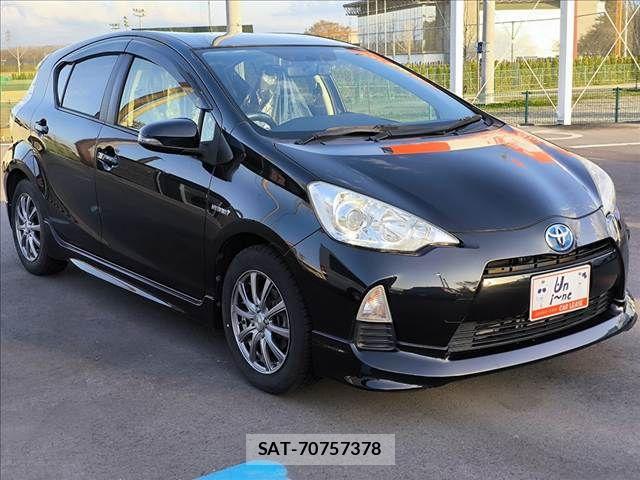 Toyota AQUA 2014-10 6750857-2