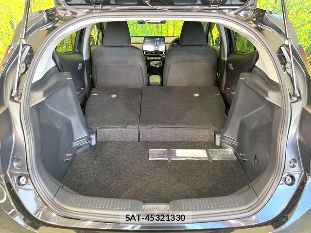Toyota AQUA 2023-04 6750826-9