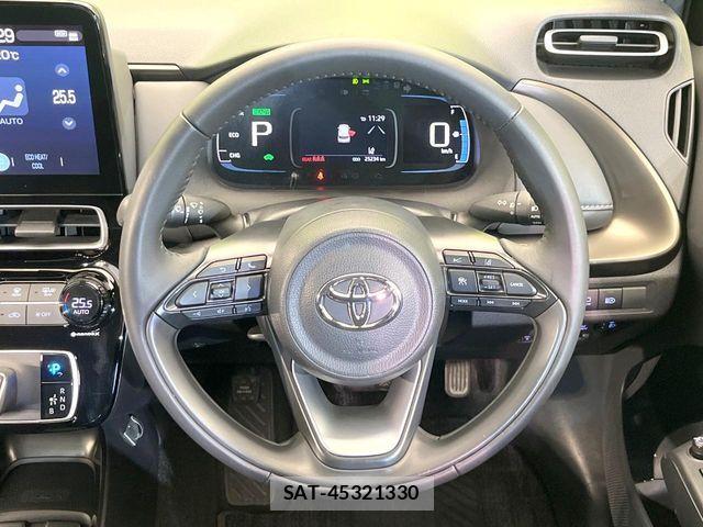 Toyota AQUA 2023-04 6750826-10