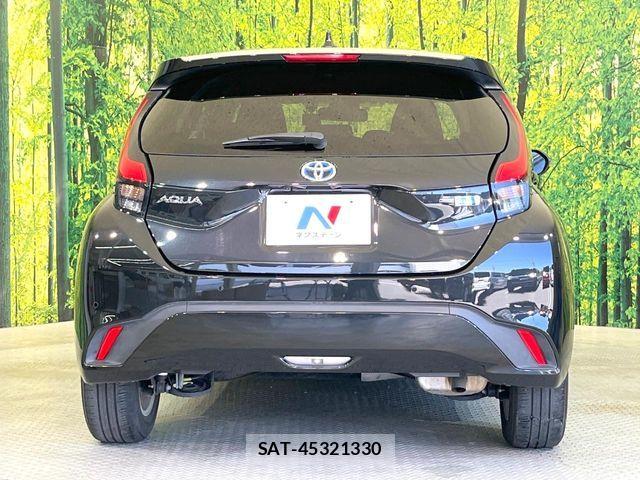Toyota AQUA 2023-04 6750826-14