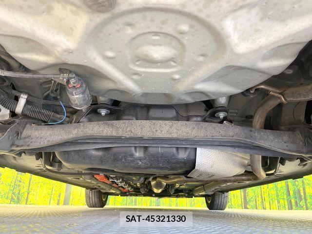 Toyota AQUA 2023-04 6750826-18