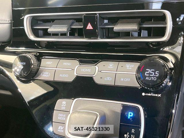 Toyota AQUA 2023-04 6750826-6