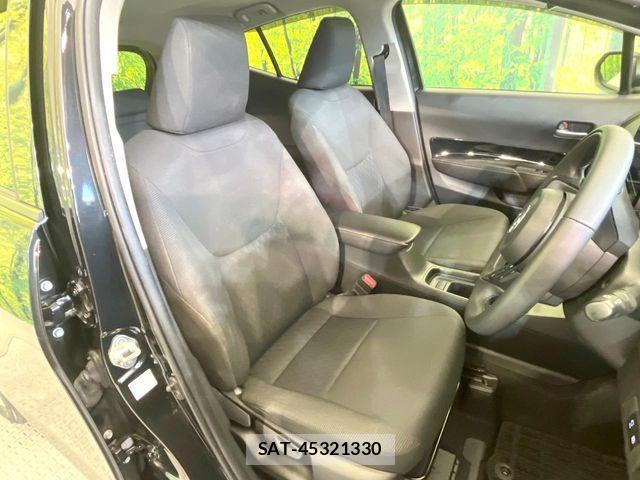 Toyota AQUA 2023-04 6750826-7
