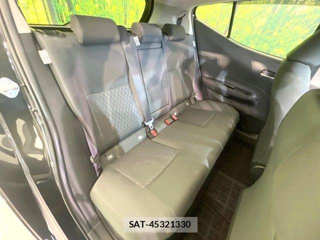Toyota AQUA 2023-04 6750826-8