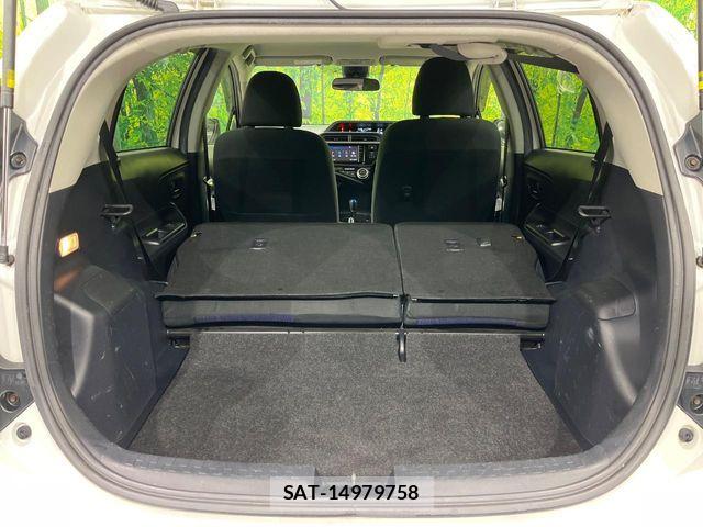 Toyota AQUA 2015-11 6750846-9