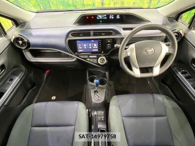 Toyota AQUA 2015-11 6750846-1