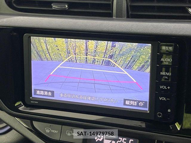 Toyota AQUA 2015-11 6750846-3