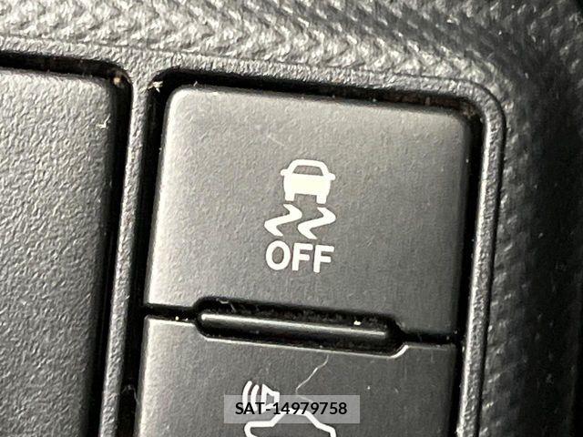 Toyota AQUA 2015-11 6750846-5