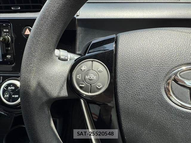 Toyota AQUA 2017-08 6750834-24