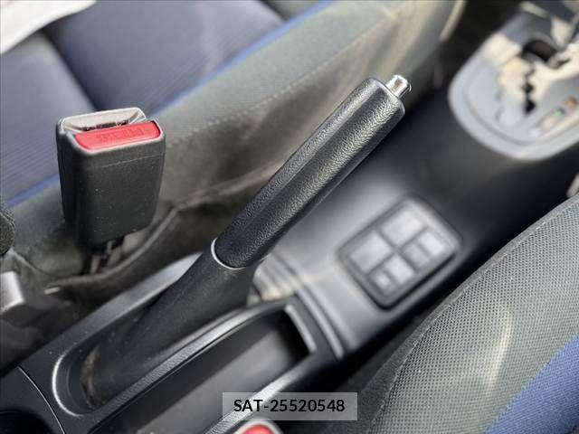Toyota AQUA 2017-08 6750834-27