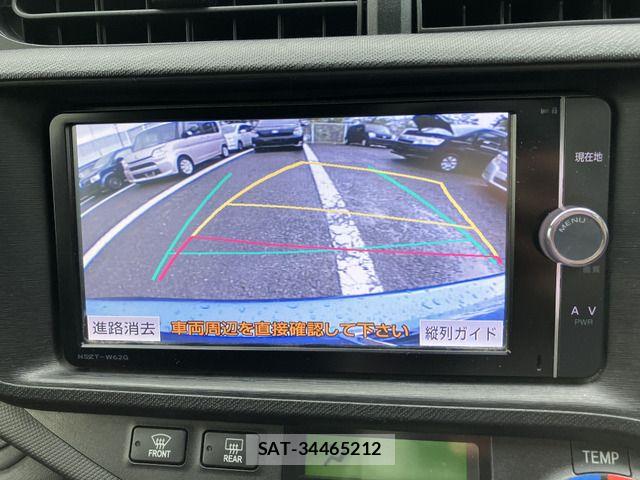 Toyota AQUA 2013-03 6750867-8