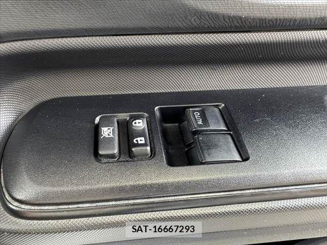 Toyota AQUA 2020-10 6790717-25