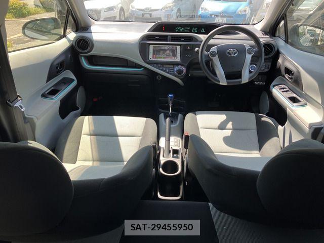 Toyota AQUA 2013-04 6790725-5