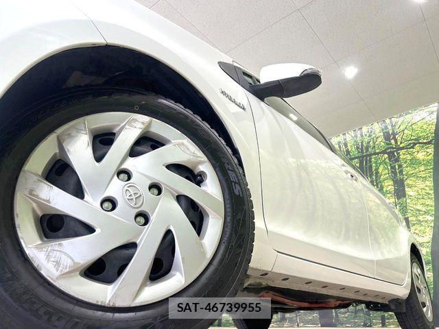 Toyota AQUA 2015-06 6813689-12