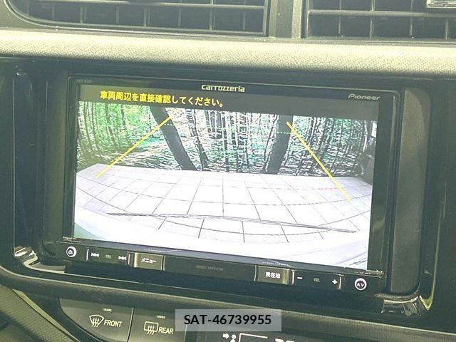 Toyota AQUA 2015-06 6813689-3