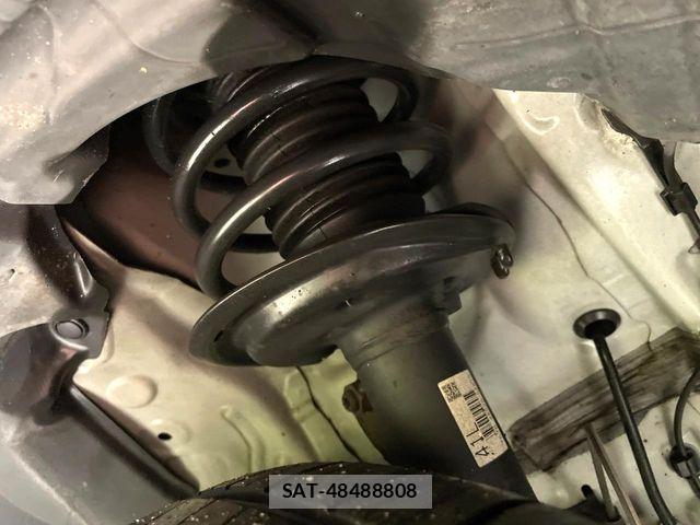Toyota AQUA 2016-04 6813672-19