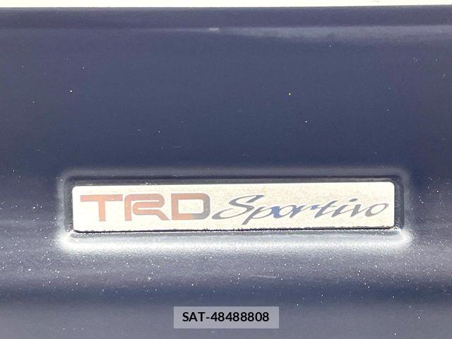 Toyota AQUA 2016-04 6813672-2