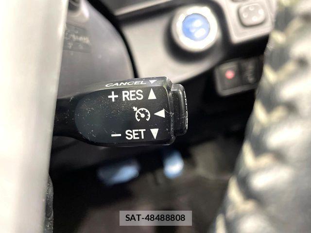 Toyota AQUA 2016-04 6813672-8