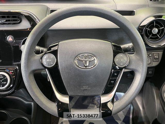 Toyota AQUA 2018-09 6813675-10