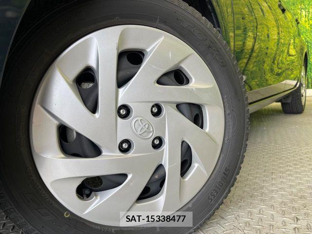 Toyota AQUA 2018-09 6813675-12