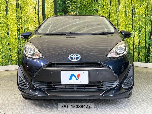 Toyota AQUA 2018-09 6813675-13