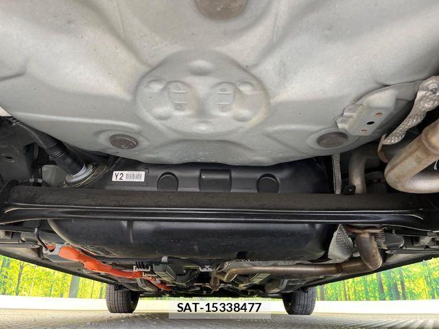 Toyota AQUA 2018-09 6813675-18