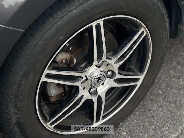 Toyota AQUA 2013-03 6813710-2