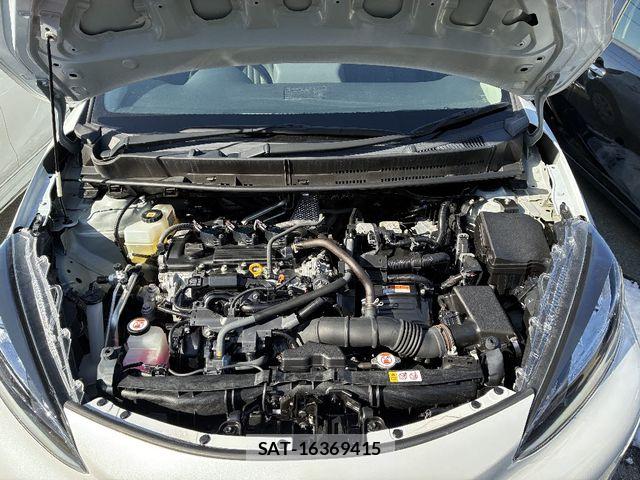 Toyota AQUA 2021-12 6813648-18
