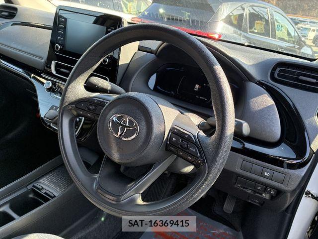 Toyota AQUA 2021-12 6813648-7