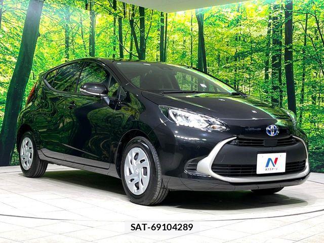 Toyota AQUA 2023-10 6813651-15