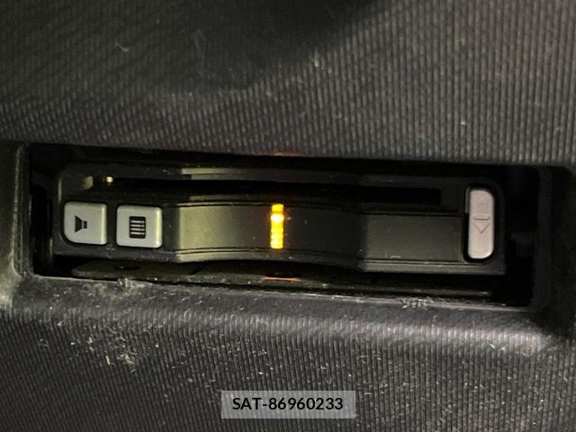 Toyota AQUA 2015-09 6813699-4