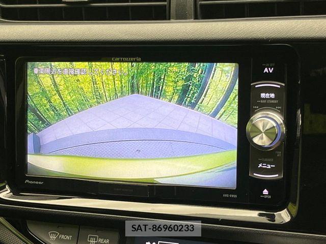 Toyota AQUA 2015-09 6813699-5